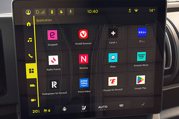 Renault Trafic E-Tech electric multimedianäyttö.