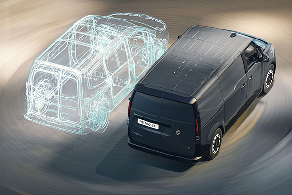 Renault Trafic E-Tech eletric verrattuna Kangoon piirroskuvaan.