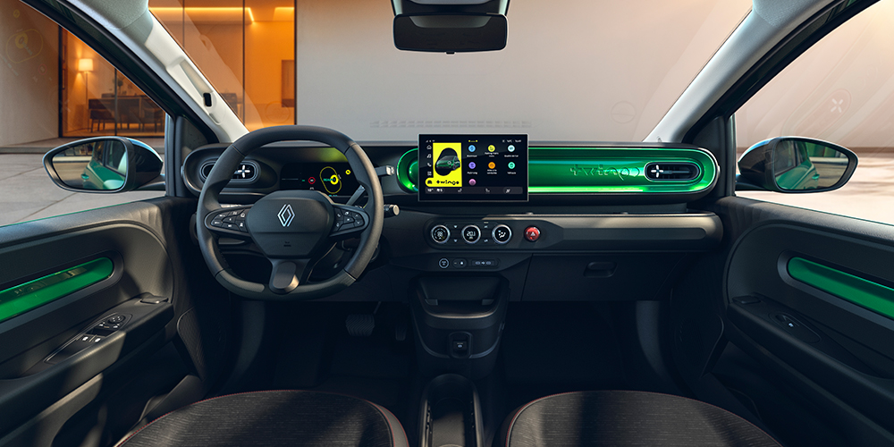Renault Twingo E-Tech electricin ohjaamo.